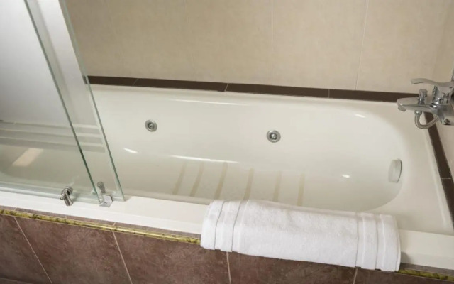 Hotel Ficoa  Real Suites
