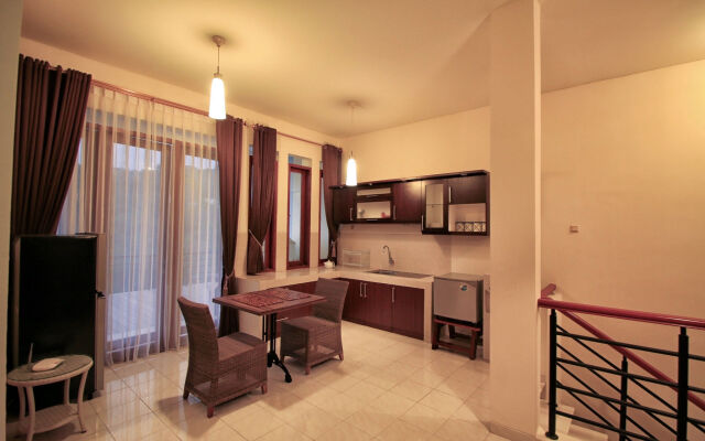 De Reiz Villa Dago Syariah