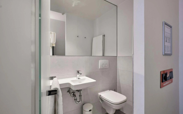 easyHotel Brussels City Centre