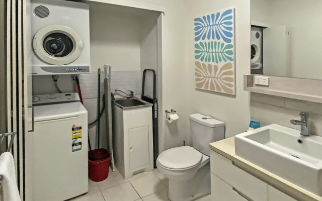 1 Bright Point Apartment 2305