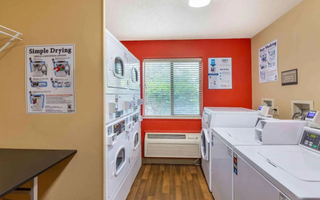 Studio Plus Akron - Copley