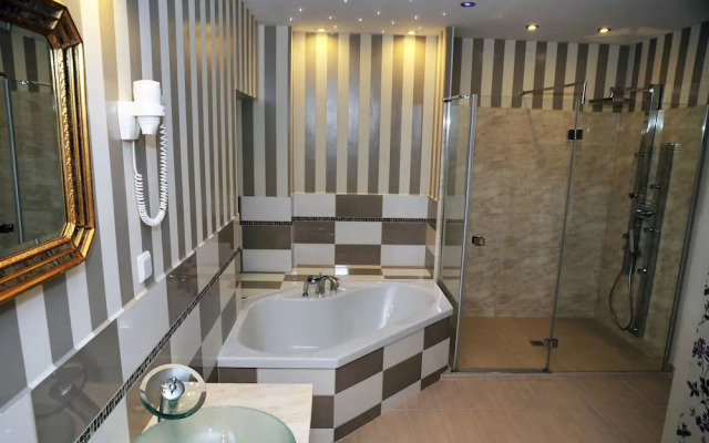 Podzamcze - Schlosspension