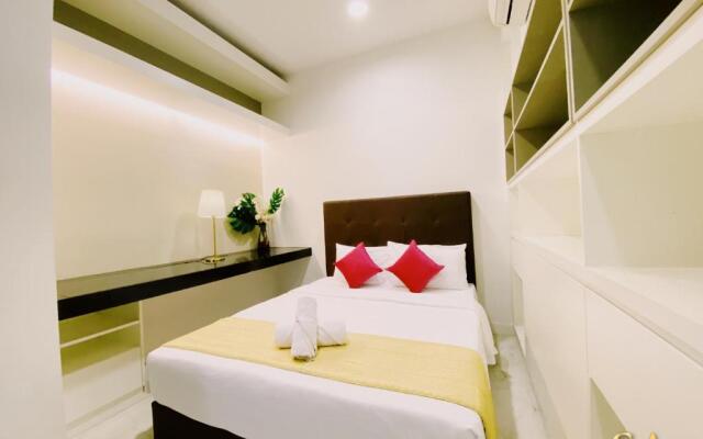 Queens Service Suites At Times Square