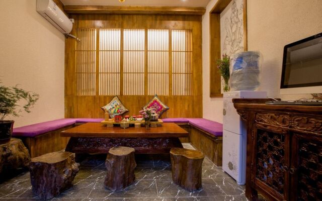 The Purplevine Inn Lijiang