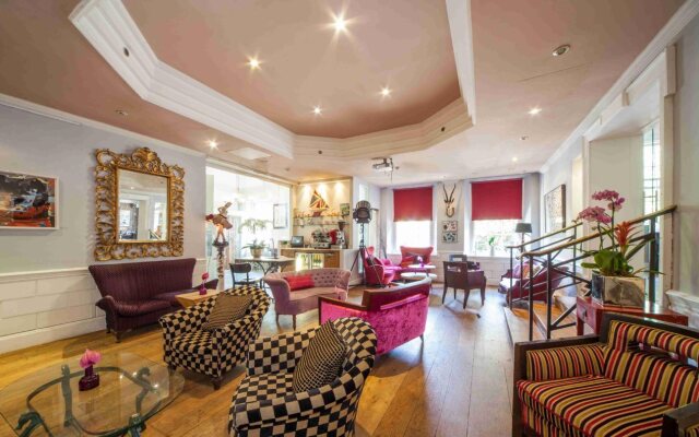 Berkeley Square Hotel