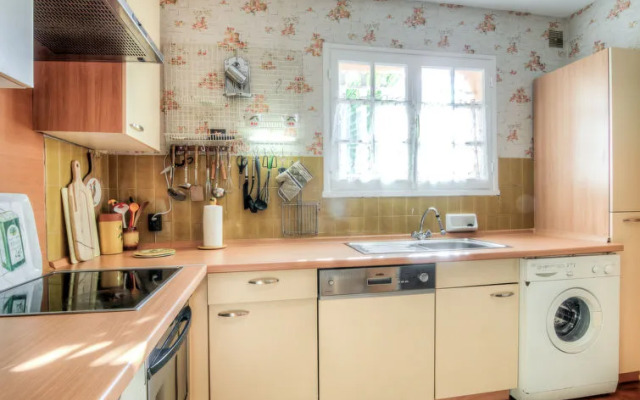 Holiday Home Les Troenes