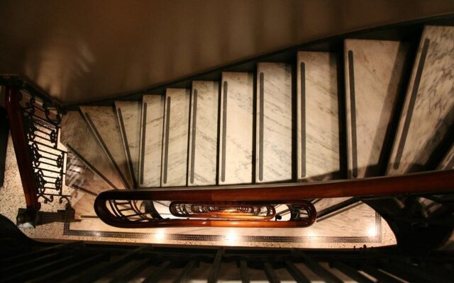 The Mansfield ( Closed)