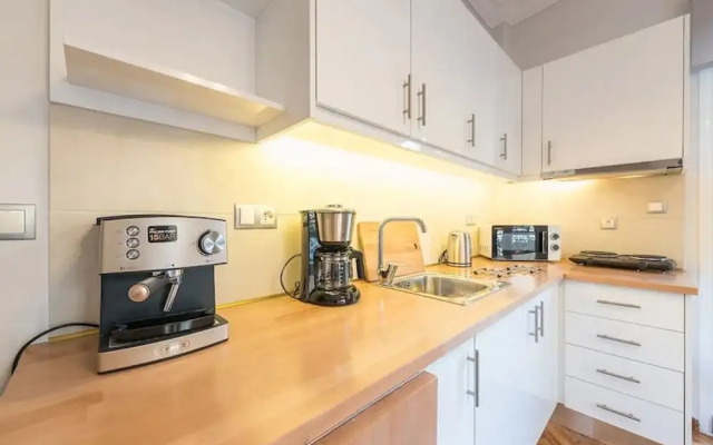 Adelos Central City Apartment Acharnon In Athens