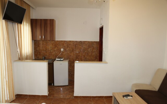 Fantastic 1-bed Apartment in Ulcinj