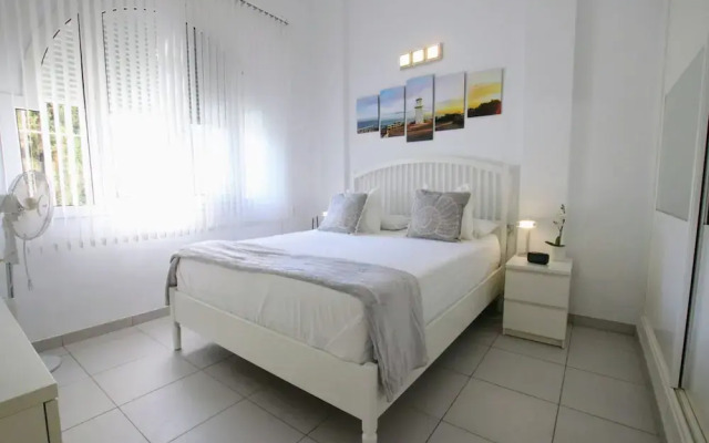 Tess Villa Andalusian Sun