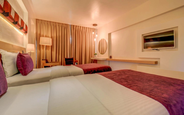 The SSK Solitaire Hotel & Banquets – Guest Rooms – Nashik