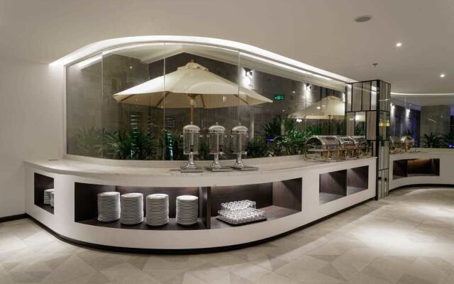 Satya Da Nang Hotel Han Market