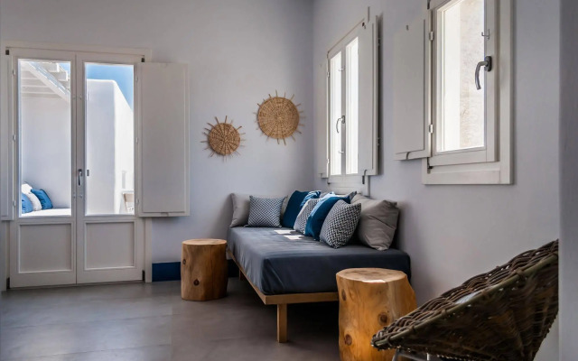 Milos Breeze Boutique Hotel