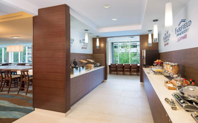 Fairfield Inn & Suites by Marriott Calgary Downtown