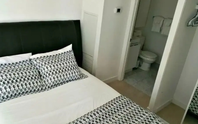 Pelicanstay at Rogers Centre