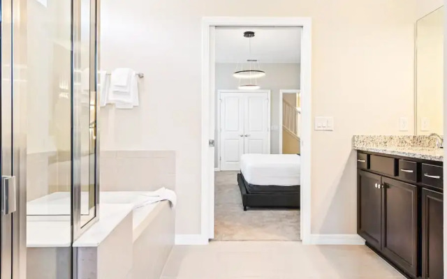 Extraordinary 10br Private Pool Spa Near Disney