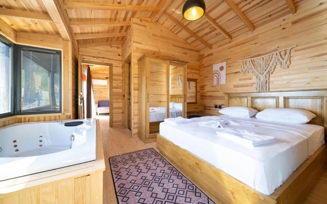 Honeymoon Bungalow With Private Pool and Sea View