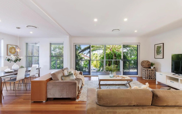 20 Ray Street Sunshine Beach