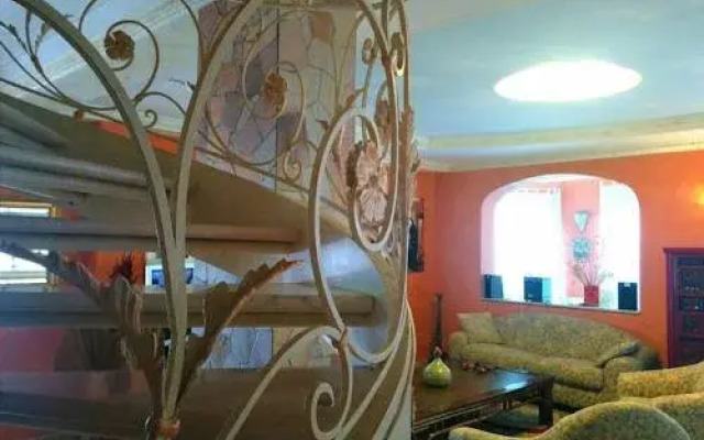 VV Holiday Villa