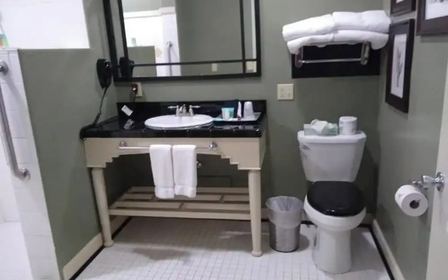 Southern Comfort Suites