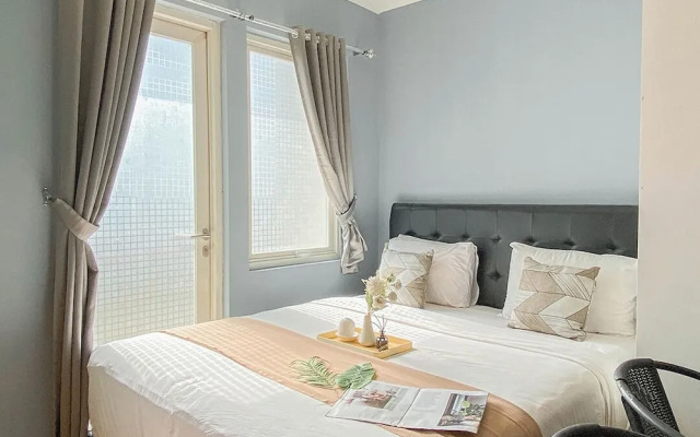Warm and Cozy Studio at Sentul Tower Apartment