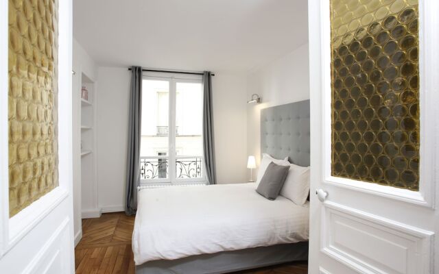 Lux 4Bdr Opera Lafayette 2 By Livinparis