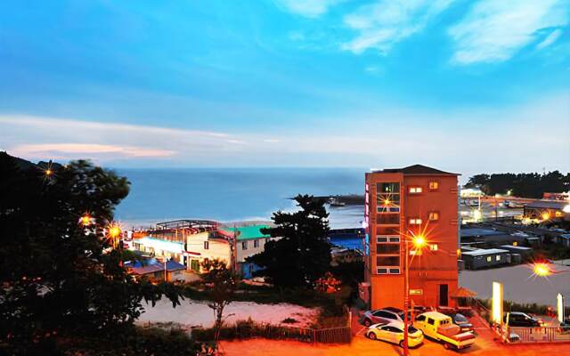 Eurwangni Hanastory Pension