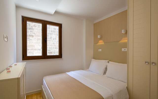 Spaska Apartments