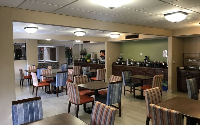 Best Western Plus Tempe by the Mall