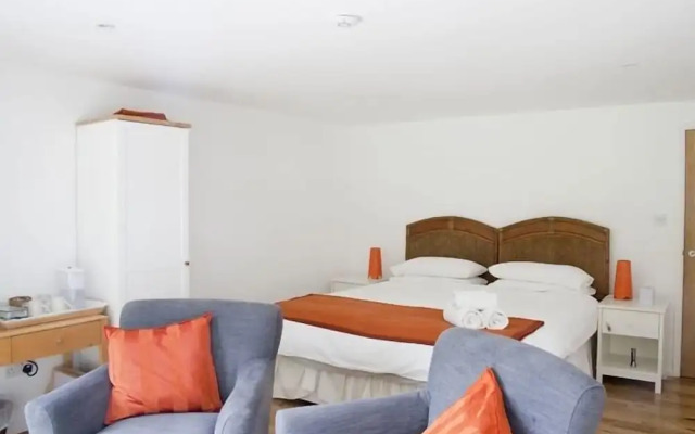 TOR Rooms