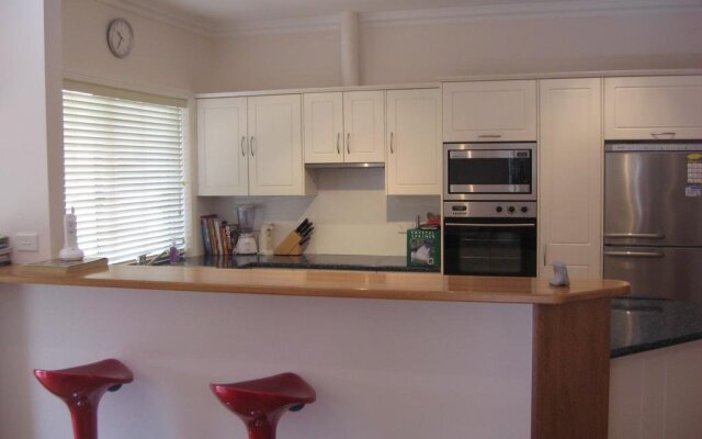 Lochnagar Barossa - Adults Only