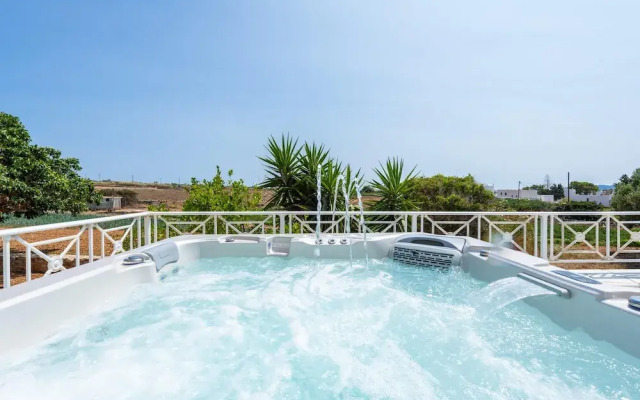 Sun and Salt 3bedroom House