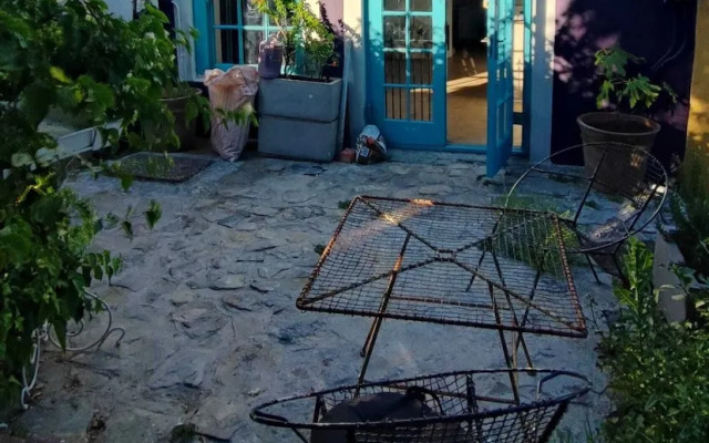 Purple Pearl at Bokaap