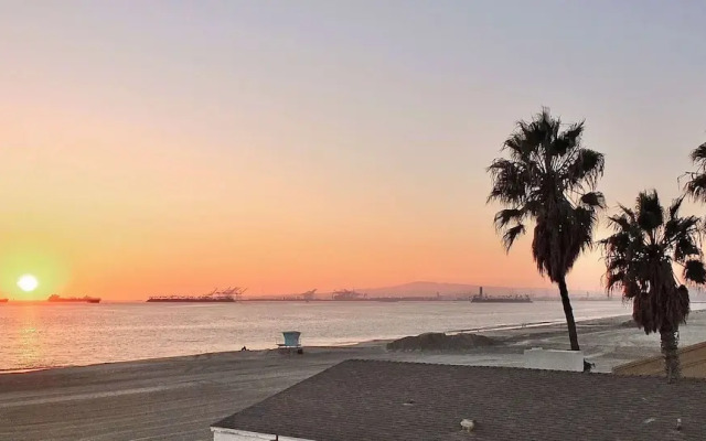 Beachfront Estate - LB Peninsula