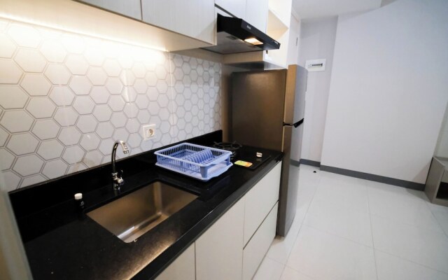 Cozy And Homey 2Br At Benson Supermall Mansion Apartment