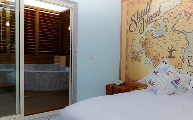 Tong's Story Paternity B&B