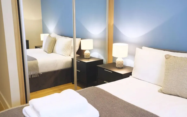 Spacious Elegant Apartments in Southbank