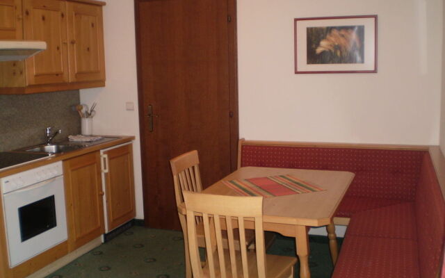 Apart Hotel Garni Strasser