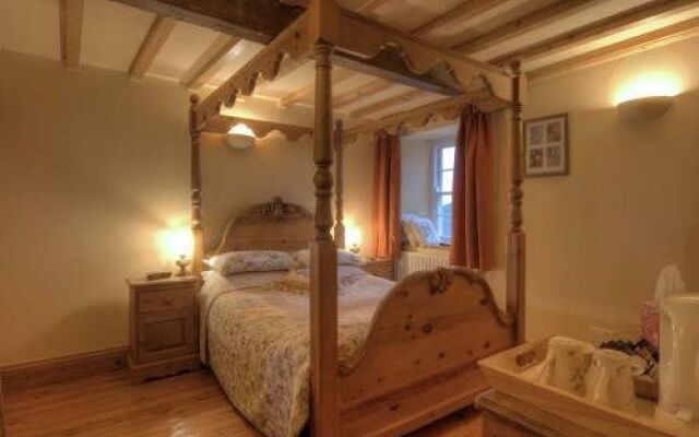 Riverside Bed & Breakfast