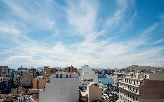 Gallery Central Piraeus Port