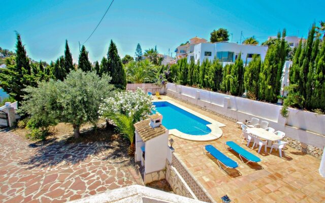 Flandes - traditionally furnished detached villa with peaceful surroundings in Benissa
