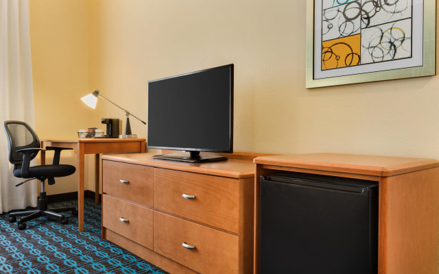 Fairfield Inn & Suites Toledo Maumee