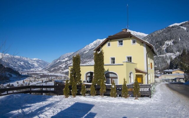 Chalet Badberg by Alpentravel