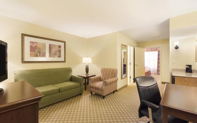 Country Inn & Suites by Radisson, Covington, LA