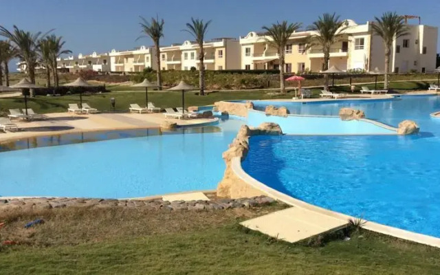 Paradise Kitesurfing Chalets