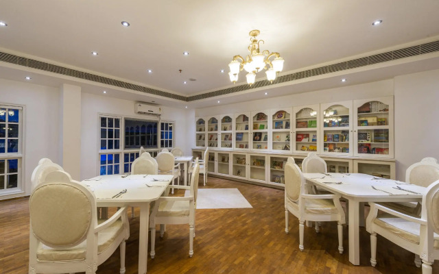 No. 18 Hotel