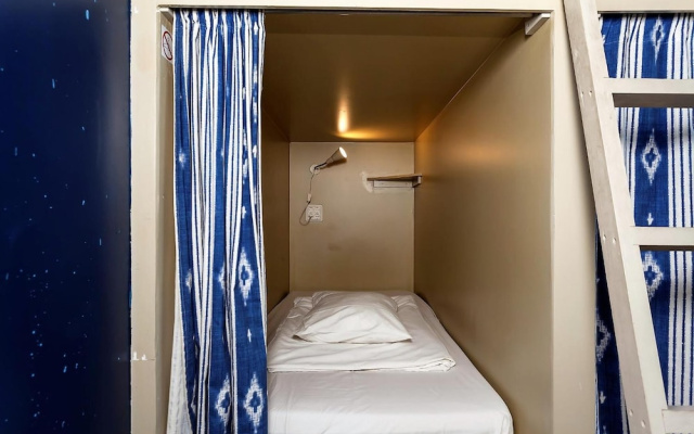 Supernova-Hostel