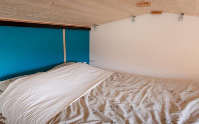 La Tete dans les Étoiles