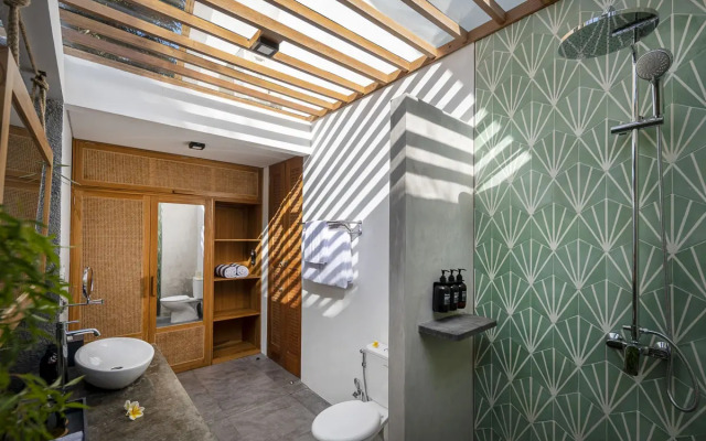 Deep Roots Dive & Yoga Resort