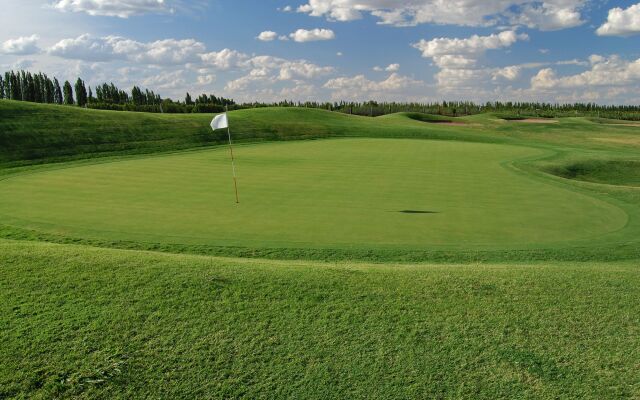 Algodon Wine Estates and Champions Club